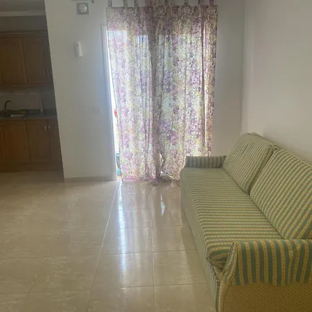 Daire Tenerife - 2 Bedrooms *
